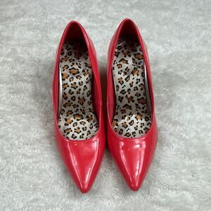 Predictions Comfort Plus pink salmon pointed toe heels, size 5